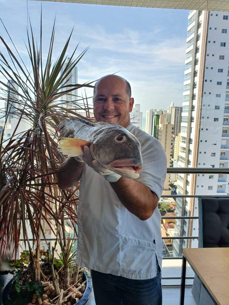 Chef Juliano Fleck está no comando Terrace Bistrô Rooftop. Divulgação